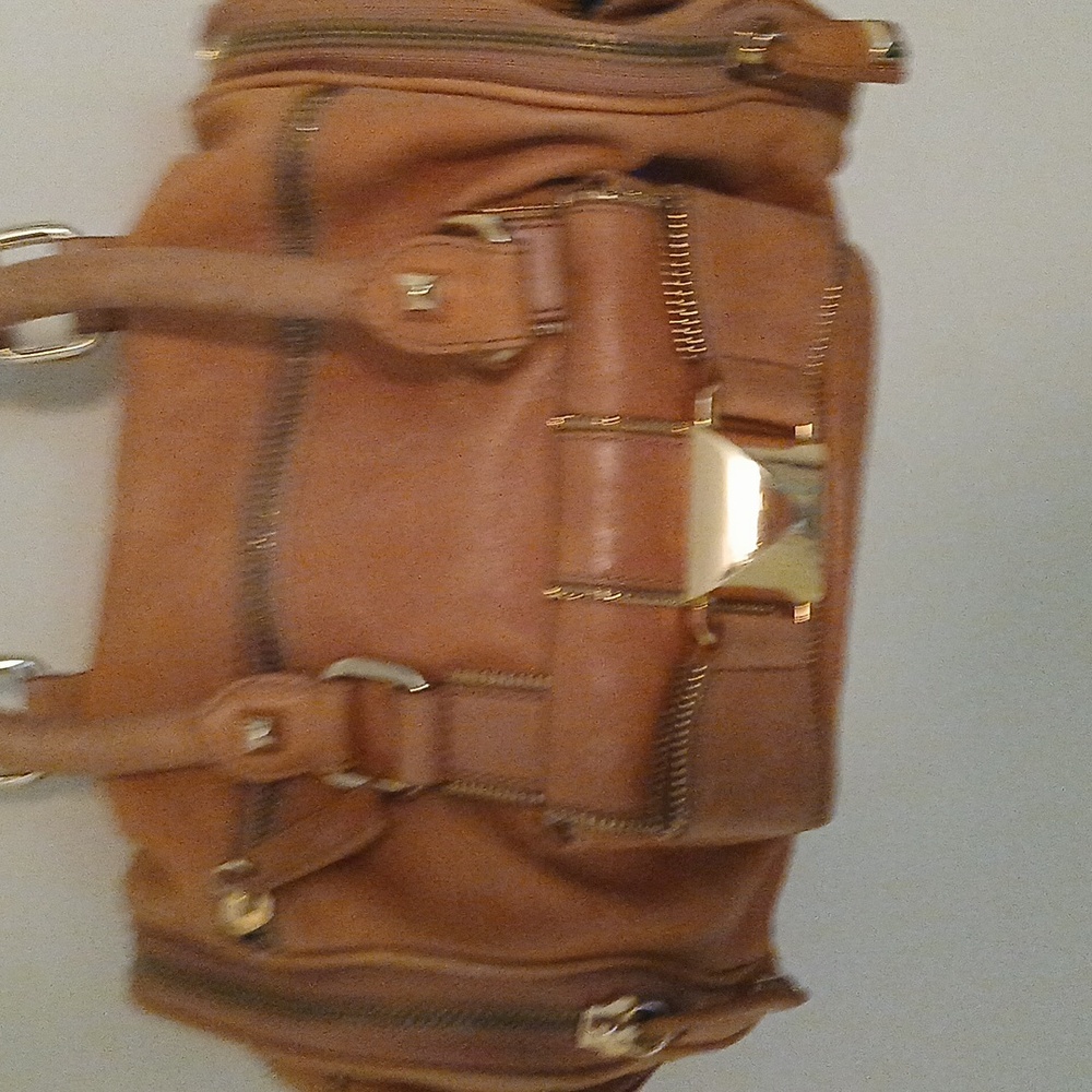 Betsey Johnson handgag